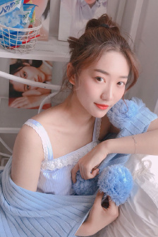 精华液一区二区区别